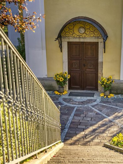 Church entrance | © Kurkommission Bad Blumau | Gerold Schmiderer | © Kurkommission Bad Blumau
