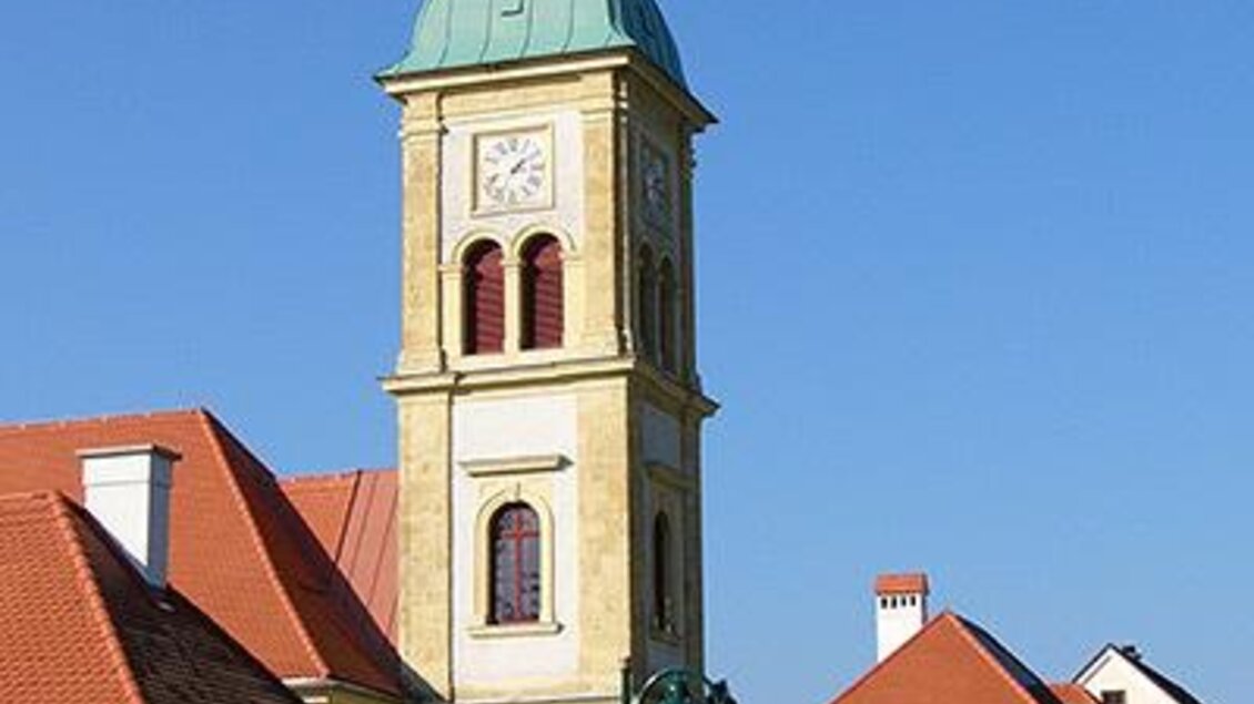 zu sehen ist die Pfarrkirche in Rettenegg. | © Gemeinde Rettenegg