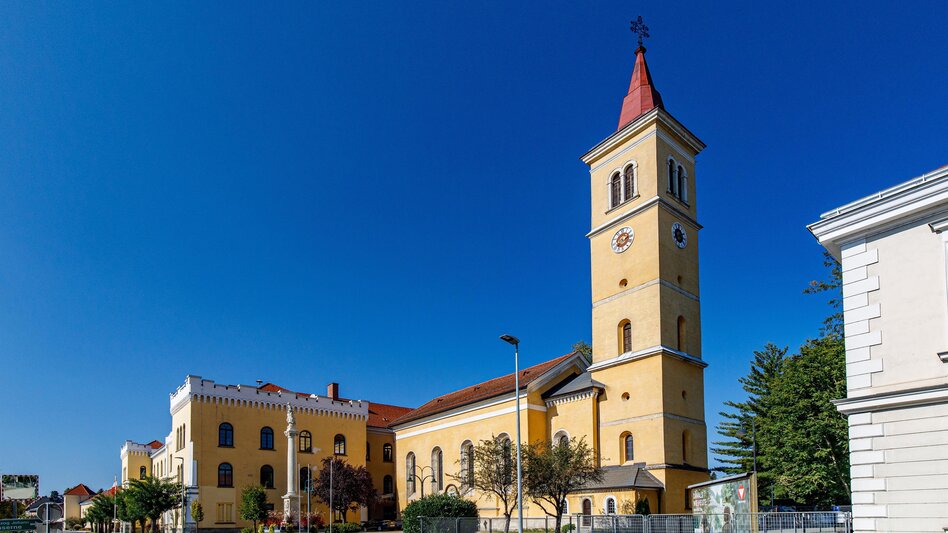 Pfarrkirche Straß | © SYMBOL