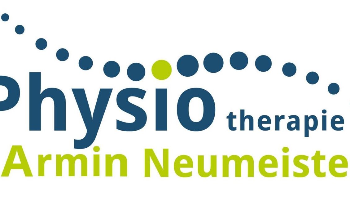 Ein Logo für die Physiotherapie von Armin Neumeister. Es zeigt den Schriftzug "Physio Therapie" in verschiedenen Farben und kreativen Linien. | © www.physiotherapie-neumeister.at