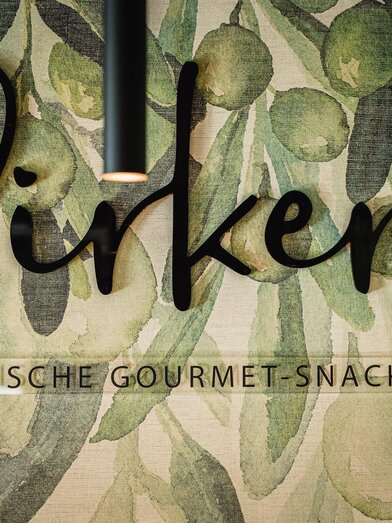 Pirkers Steirische Gourmet-Snackbar | © Pirker GmbH Mariazell | Fred Lindmoser | © Pirker GmbH Mariazell