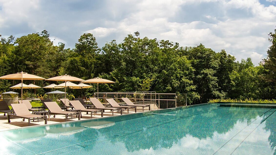 RETTER_Außenpool_Oststeiermark | © Sven Posch