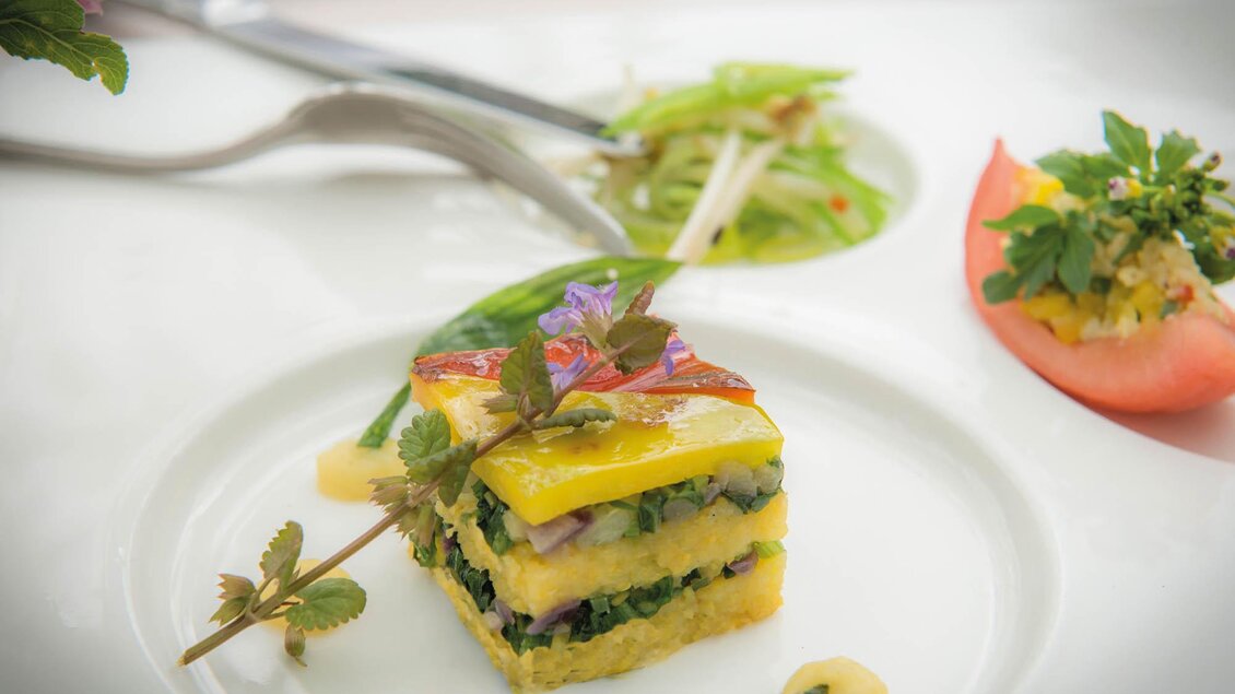 Man sieht ein Gericht vom BIO- Restaurant Retter.  | © Retter Bio-Natur-Resort