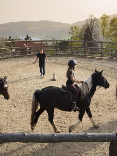 Michlhof_Riding_Eastern Styria | © Michlhof