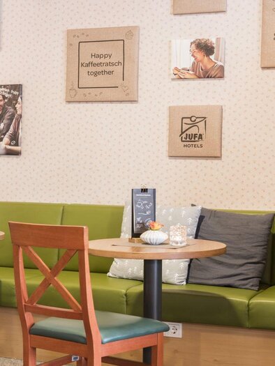 Coffe in the Jufa Hotel, Grundlsee, Restaurant | © Jufa Hotels