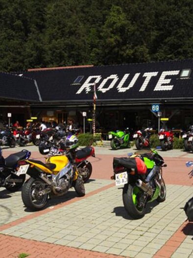 Route | ©  by Route69