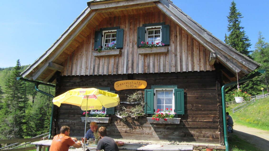 Saureishütte Sitzgelegenheit | © TV Region Graz-Straßnig 