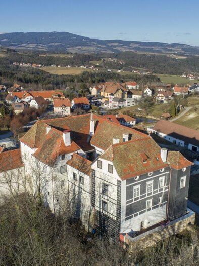 Schloss Aichberg_Luftaufnahme_Oststeiermark | © Tourismusverband Oststeiermark