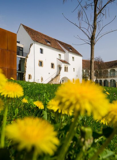 Hartberg Castle_Flowers_Eastern Styria | Bernhard Bergmann | © Tourismusverband Oststeiermark