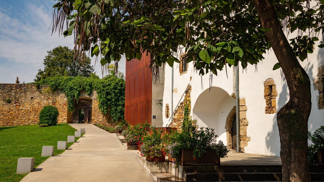 Schloss Hartberg_außen_Oststeiermark | © Tourismusverband Oststeiermark