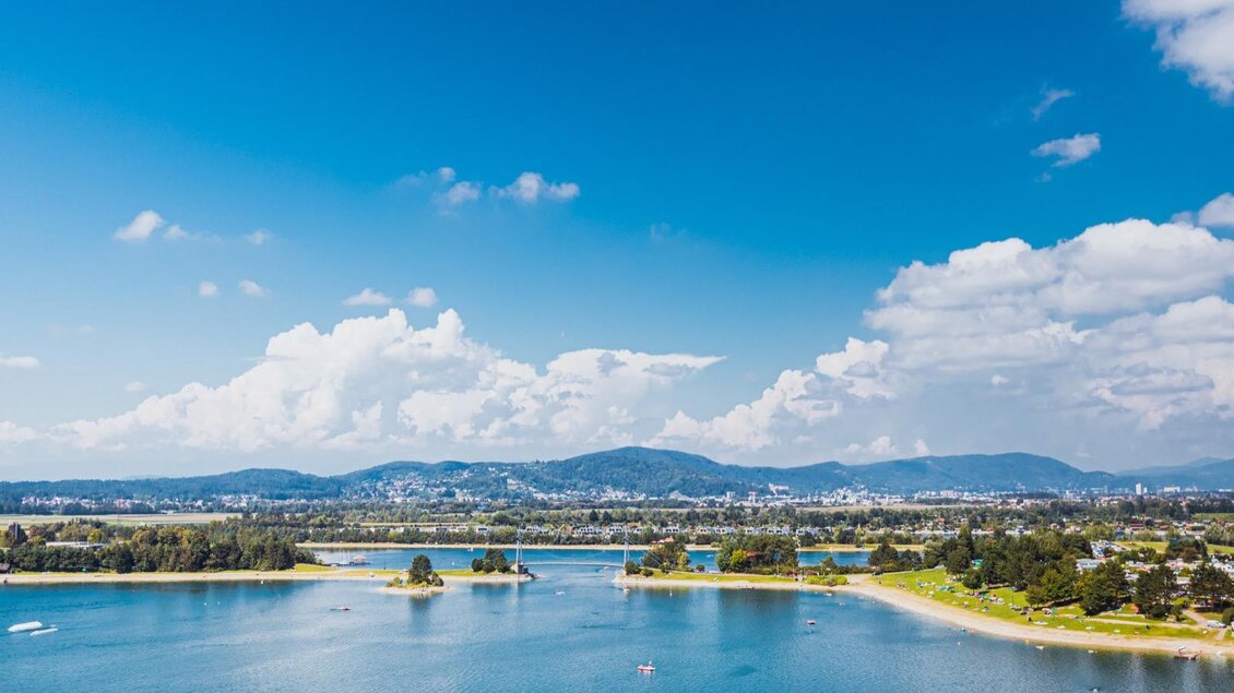 Luftaufnahme vom See | © Schwarzl See