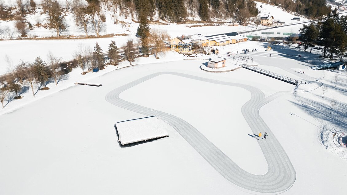 Eislaufen im Winter am Lassinger See | © Christoph Lukas