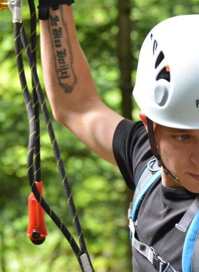 Prüfender Blick | © Ernst Skringer | Weingut Skringer | Ernst Skringer | © Ernst Skringer | Weingut Skringer