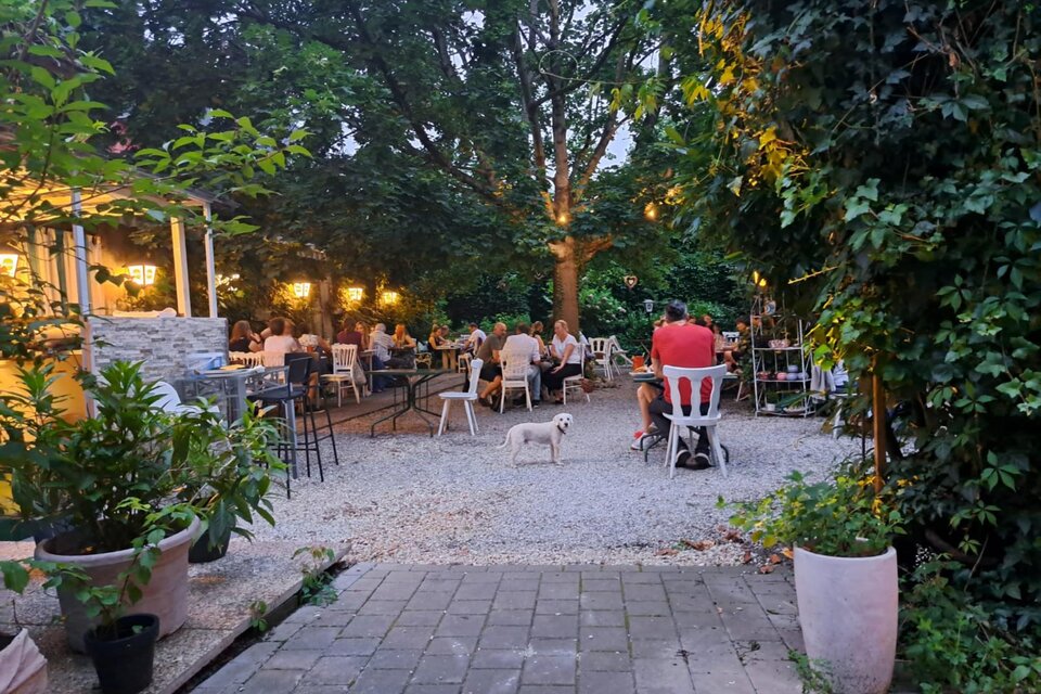 Simply Greek - Impression #1 | © Galghoura