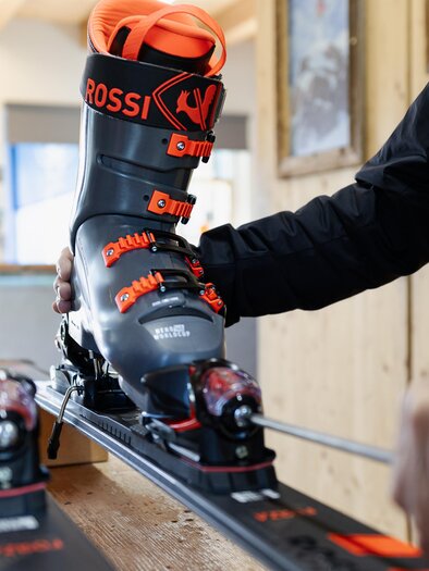 Skiservice | © Snowboardschule Huskys