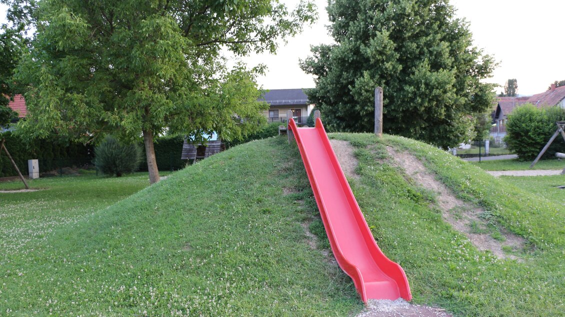 Spielplatz Grafendorf_Rutsche_Oststeiermark | © Tourismusverband Oststeiermark