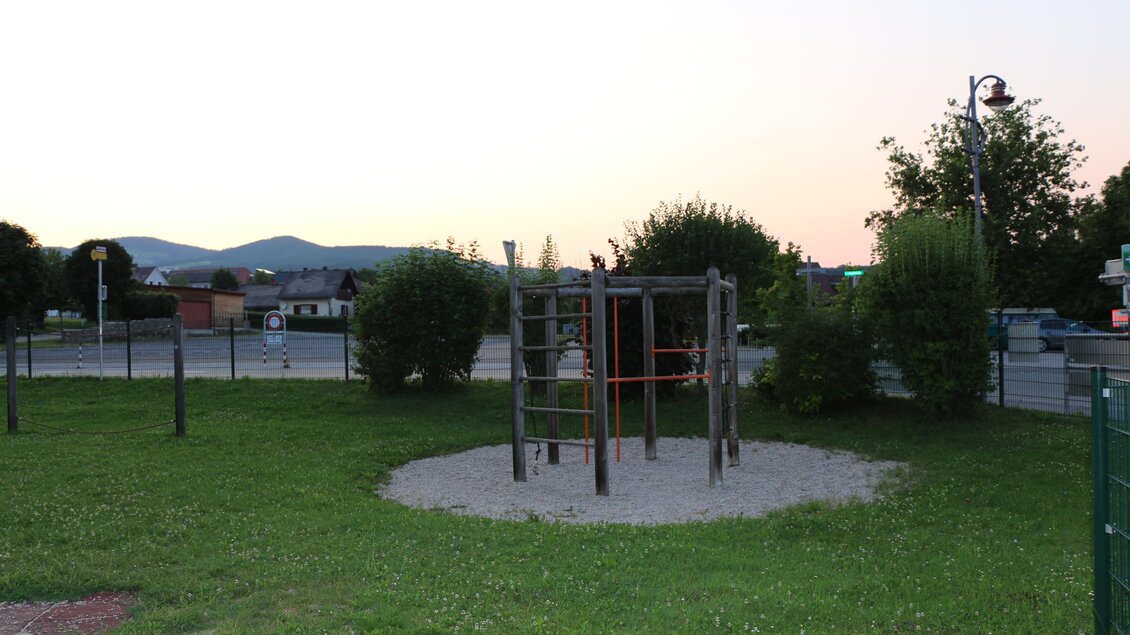 Spielplatz Grafendorf_Klettergerüst_Oststeiermark | © Tourismusverband Oststeiermark