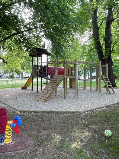 Playground Lebing Au_climbing frame_Eastern Styria | © Tourismusverband Oststeiermark