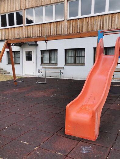 Doppelschaukel mit Rutsche_Haslau_Oststeiermark | © Gemeinde Birkfeld