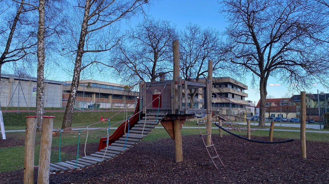 Schillerpark_Kletterturm_Oststeiermark | © Nina Ressl