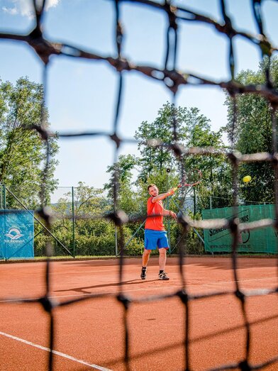 playing tennis | © TVB Bad Waltersdorf | Mias Photoart | © TVB Bad Waltersdorf