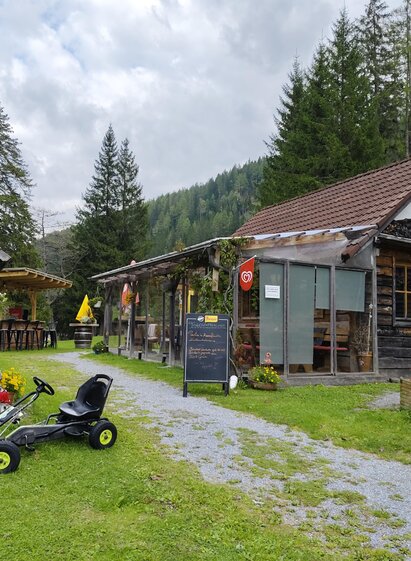 Setz di nieder Stüberl | Silke Reinmüller | © Stüberl "Setz di nieder"