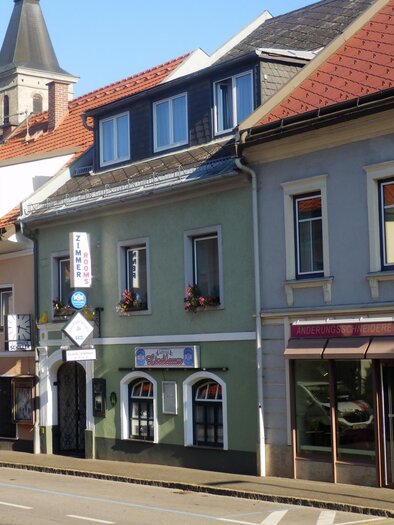 Stadtheuriger-Außenansicht-Murtal-Steiermark | © Stadtheuriger Lindbaum