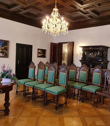 Trauungssaal, Altaussee, Stühle | Stephanie Bor | © Stephanie Bor