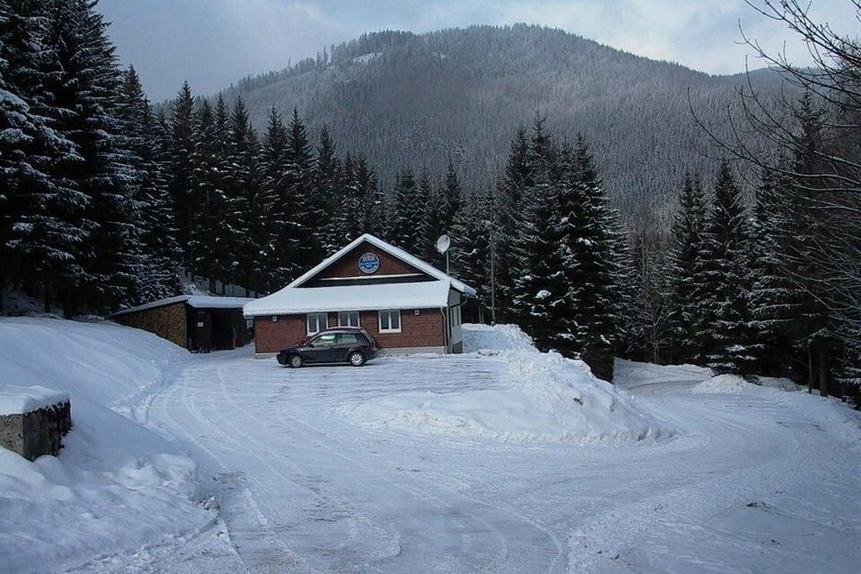 Stocksportanlage und Eislaufplatz Rettenegg - Impression #1 | © Stocksportanlage