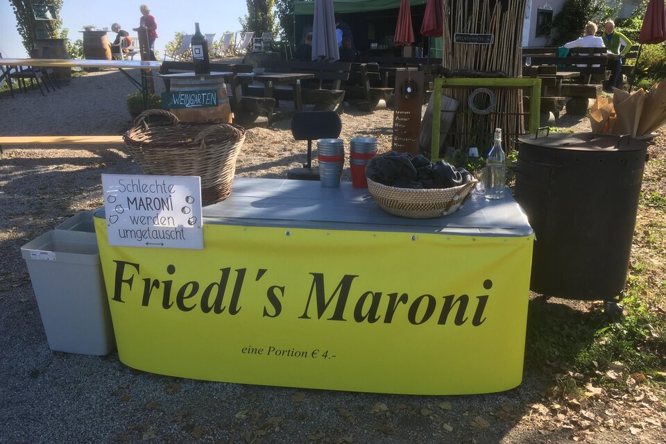 Sturm & Kastanienstand: Regele Keuschn, Fam. Skalnik - Impression #1 | © Johannes-Fridolin Heiß