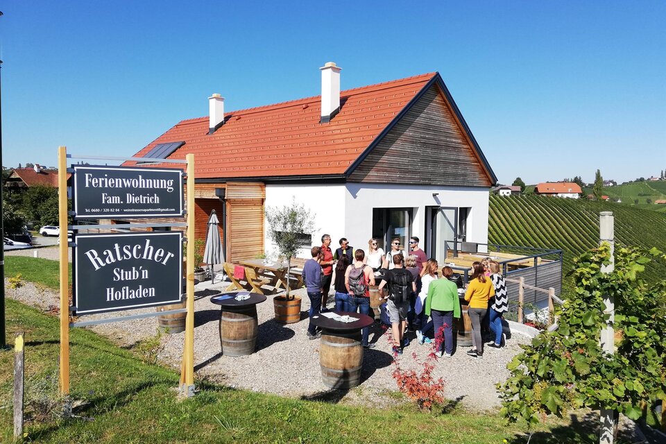 Sturm und Kastanienstand: Weinstraßenapartment Fam. Dietrich - Impression #1 | © Elke Ertl