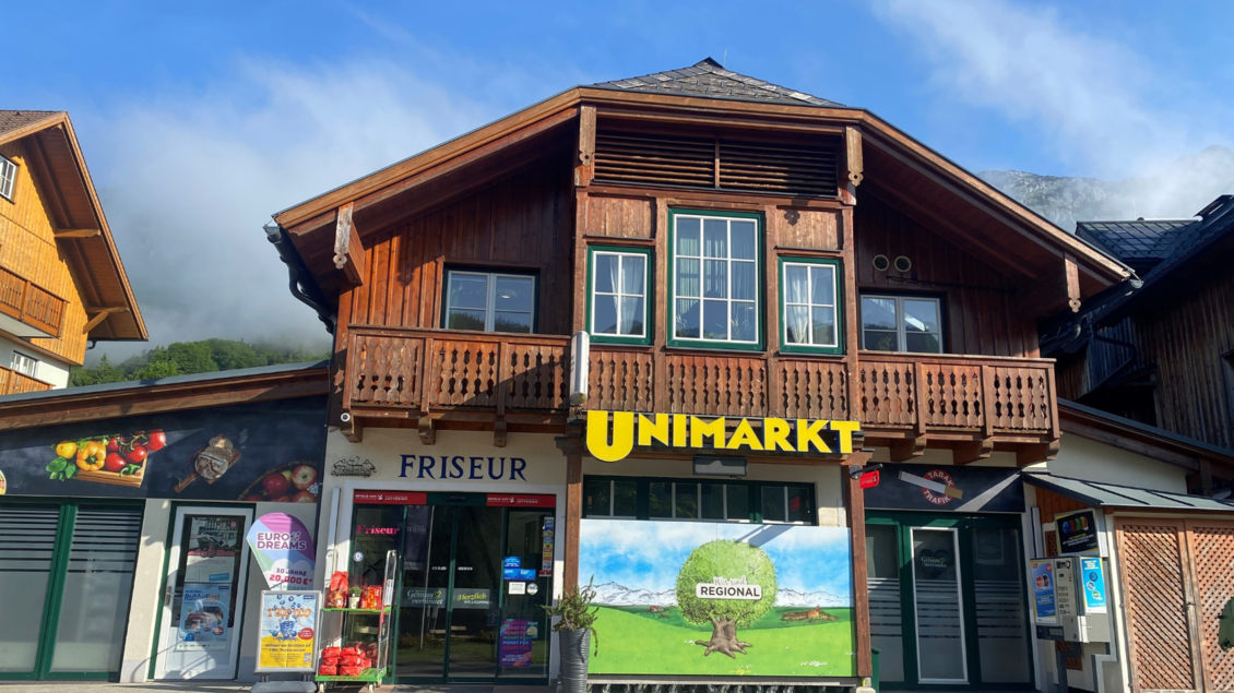 Unimarkt Grundlsee Eingang | © Bettina Scheck