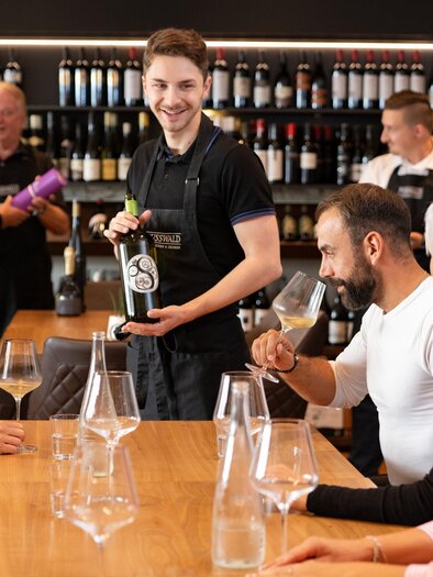 Vinotheque Pusswald_Tasting_Eastern Styria | © Tourismusverband Oststeiermark