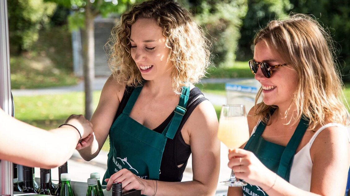 Weinbau Wurzinger am Vulkanlandmarkt Bad Glbg. | © Vulkanlandmarkt Bad Gleichenberg