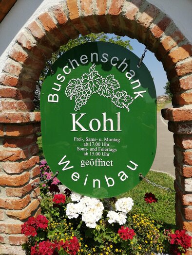 Welcome at the wine tavern Kohl | © Rudi Kohl