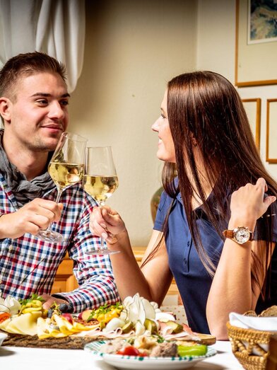 Buschenschankjause | © Stephan Friesinger | Stephan Friesinger | © Stephan Friesinger