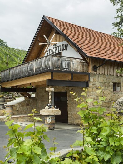 Weingut Pfeifer_aussen | © Weinhof Pfeifer