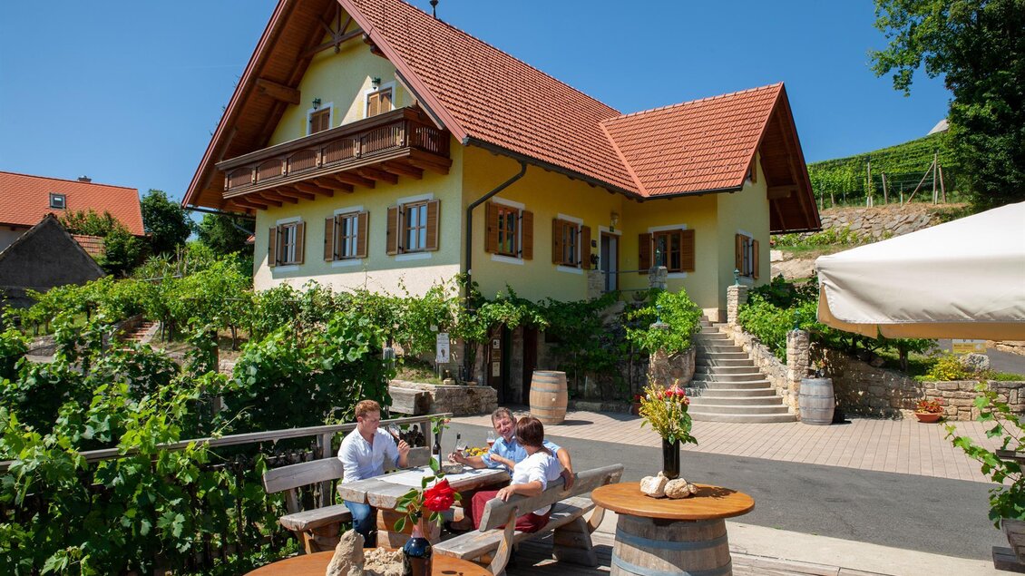 Weingut Pfeifer_Vorderansicht | © Weingut Pfeifer