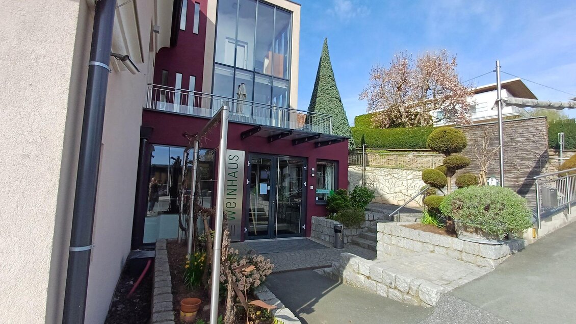 Weinhaus Eingang | © TV Südsteiermark - Irene Löschnig