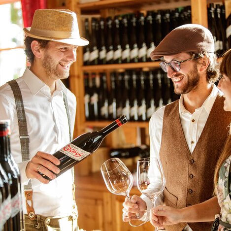 Greißlerei Weinverkostung | © Karl Schrotter Photograph | © Karl Schrotter Photograph
