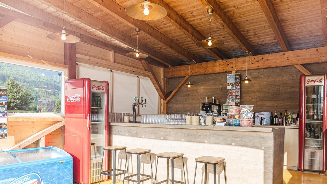 Speis und Trank in der Bar am See | © Thomas Sattler