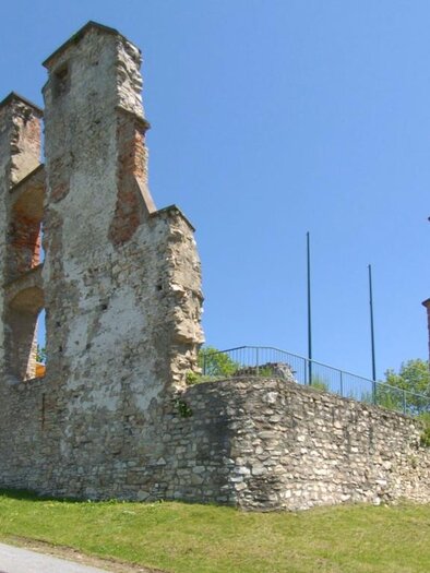 1_Burgruine Obervoitsberg_Außenansicht | © Gerhard Langusch
