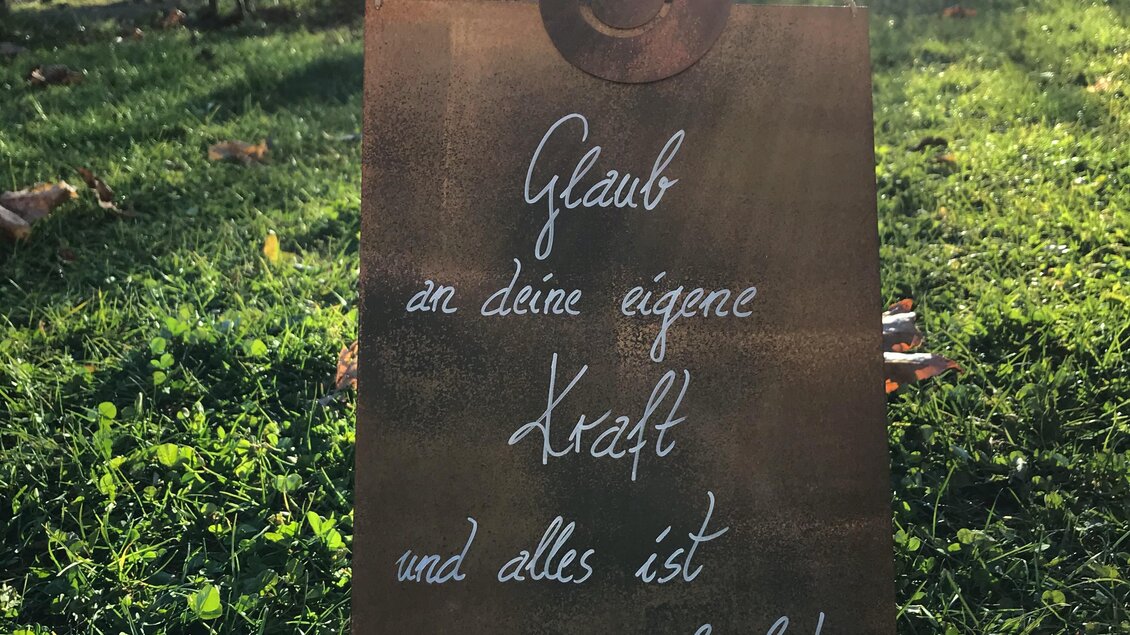 Spruch  | © Heidi Seebacher