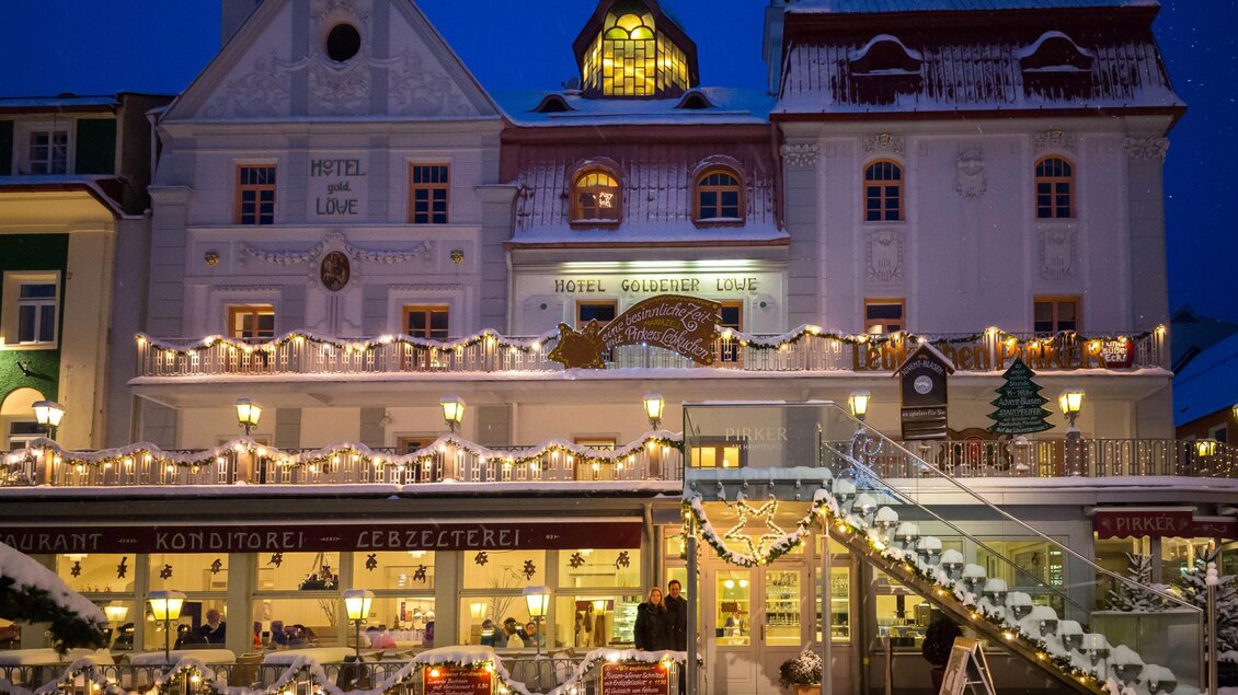 Winterliche Stimmung bei Pirker am Hauptplatz | © Pirker GmbH Mariazell