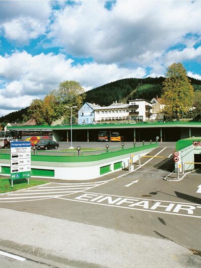 Parkgarage mit Parkdeckstüberl am Oberdeck | © Stadtbetriebe Mariazell