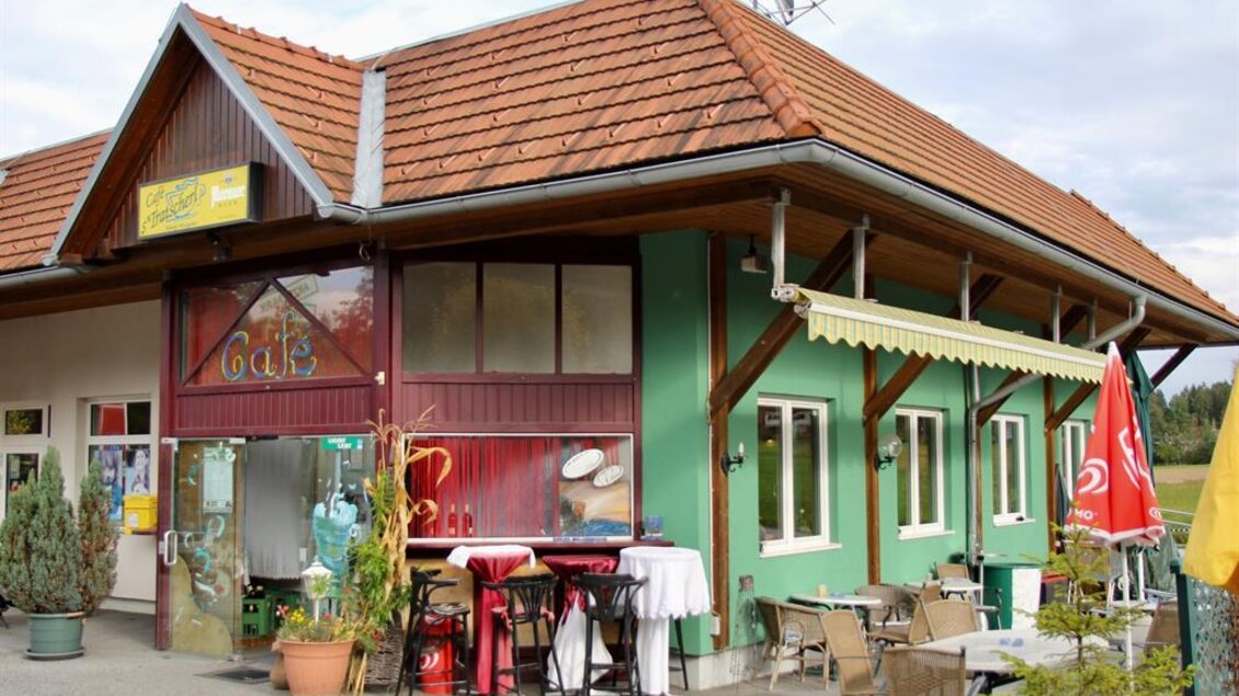 Cafe S´Tratscherl Außenansicht | © Rainer M. Fürstaller