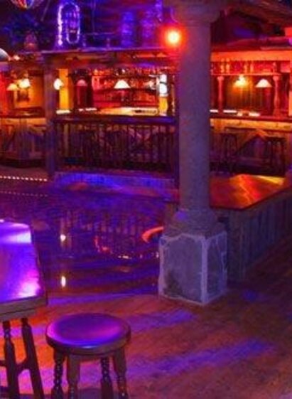 Central-Dancing Bodega | © Central-Dancing Bodega