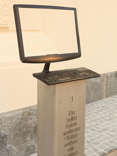 Gebot 1 des Dekalog-Weges | © Stadtgemeinde Feldbach | © Stadtgemeinde Feldbach