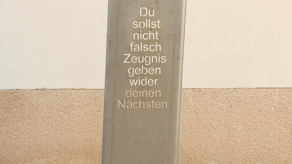 Gebot 8 des Dekalog-Weges | © Stadtgemeinde Feldbach