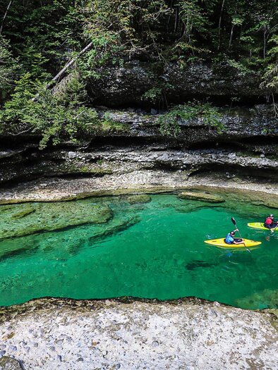 Die tiefgrüne steirische Salza | © Uwe Felix